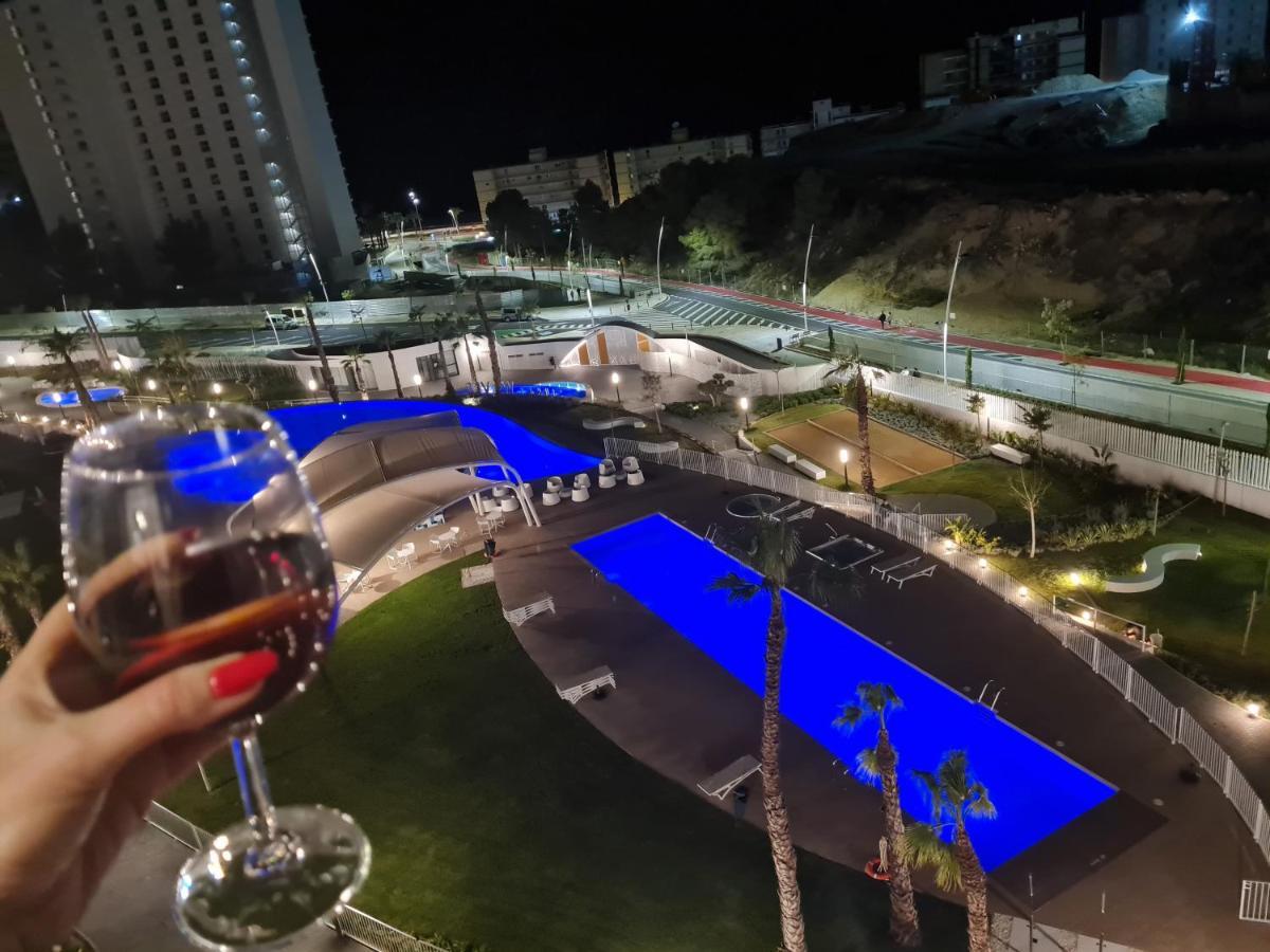 Sunny Morning Of Costa Blanca - Sunset Waves Benidorm Apartment Exterior photo